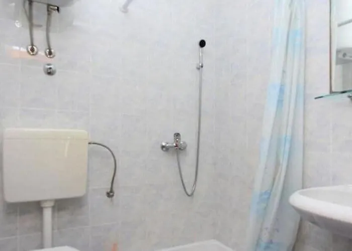 Ro - Ela - With Balcony And Sea View - A2 Brsečine