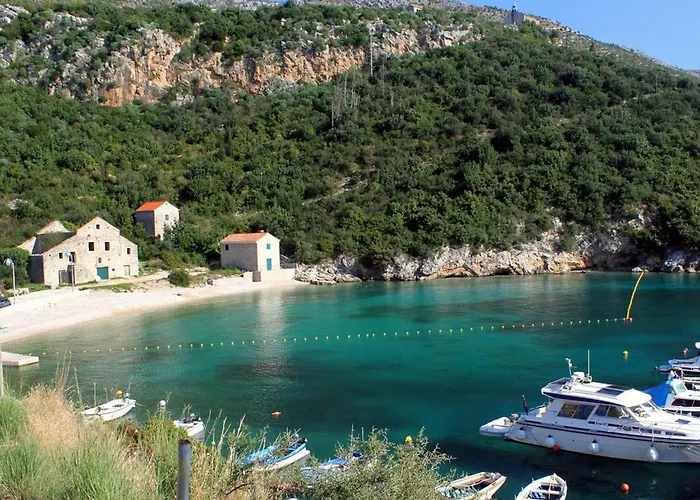 Ro - Ela - With Balcony And Sea View - A2 Brsečine